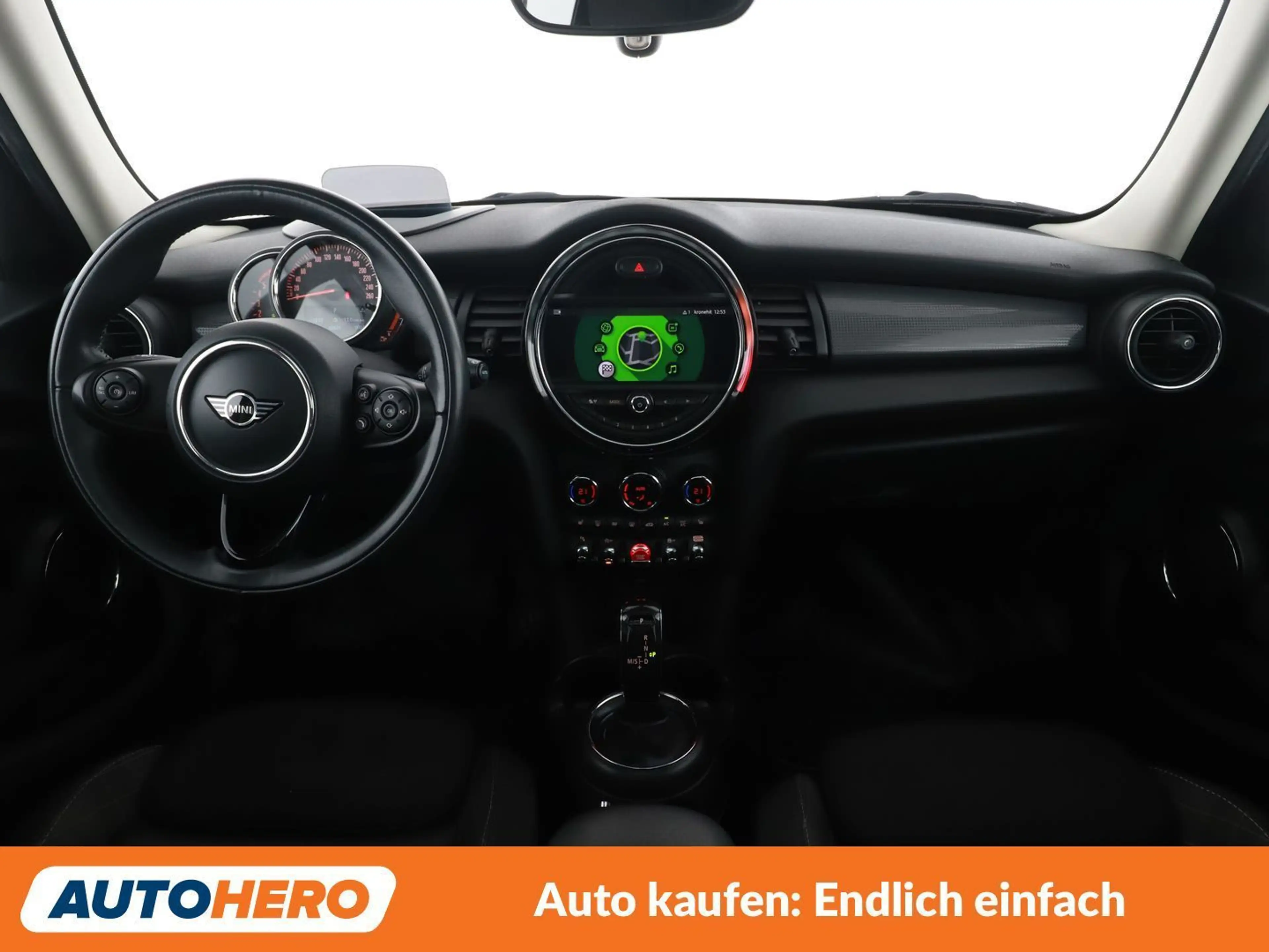 MINI Cooper D Cooper D — photo 12