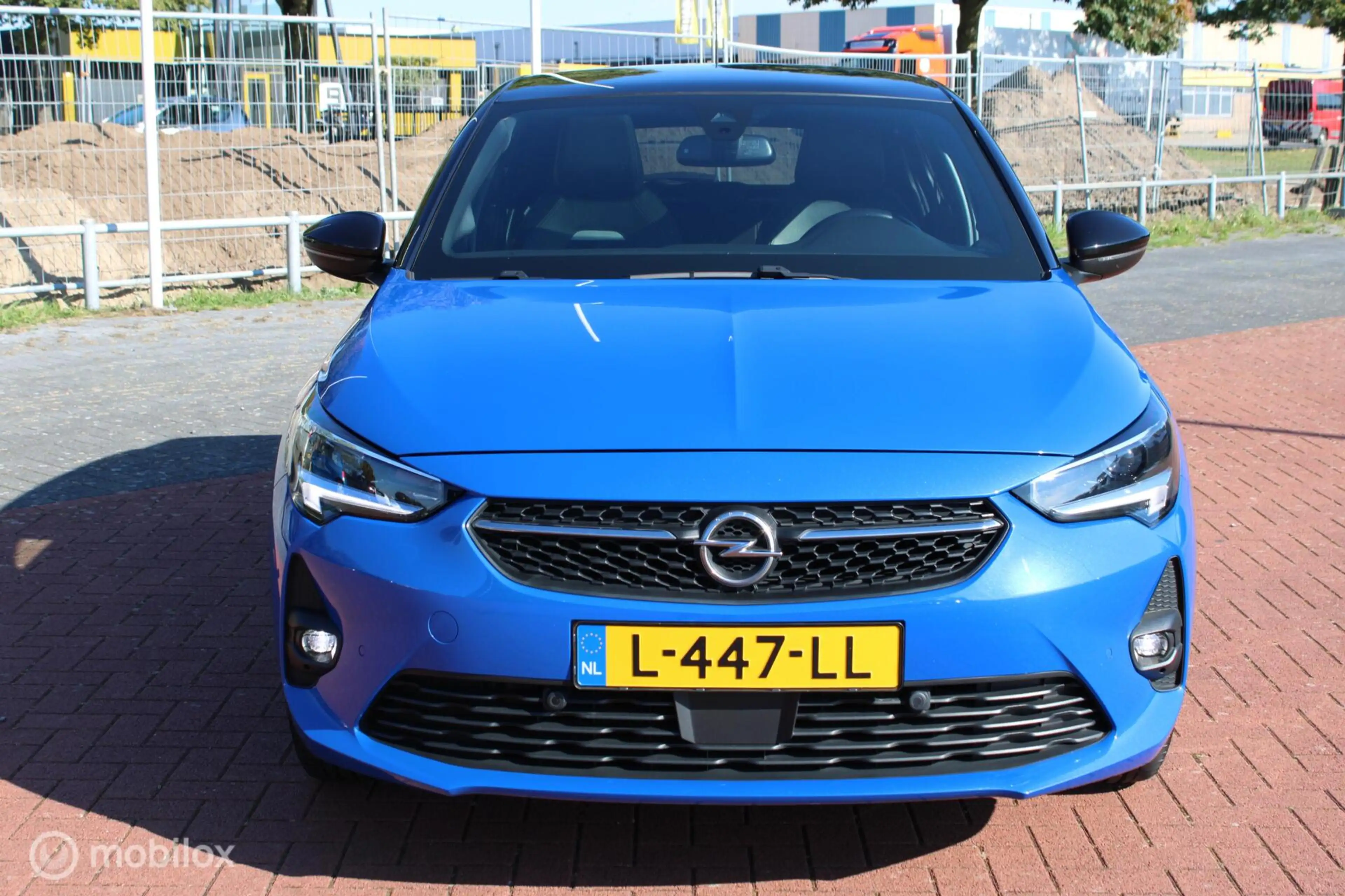 Opel Corsa-e Ultimate 50 kWh, Panoramadak, Sportstoelen, Zwart — photo 13