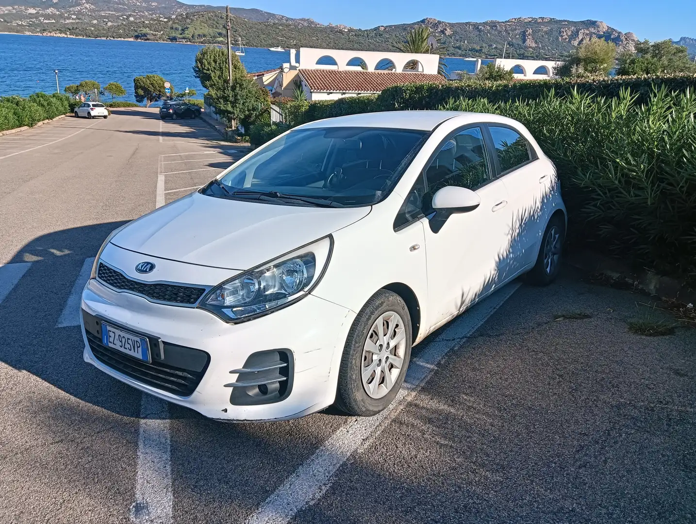 Kia Rio Rio III 2011 5p 1.2 Cool eco Gpl Blanc - 1