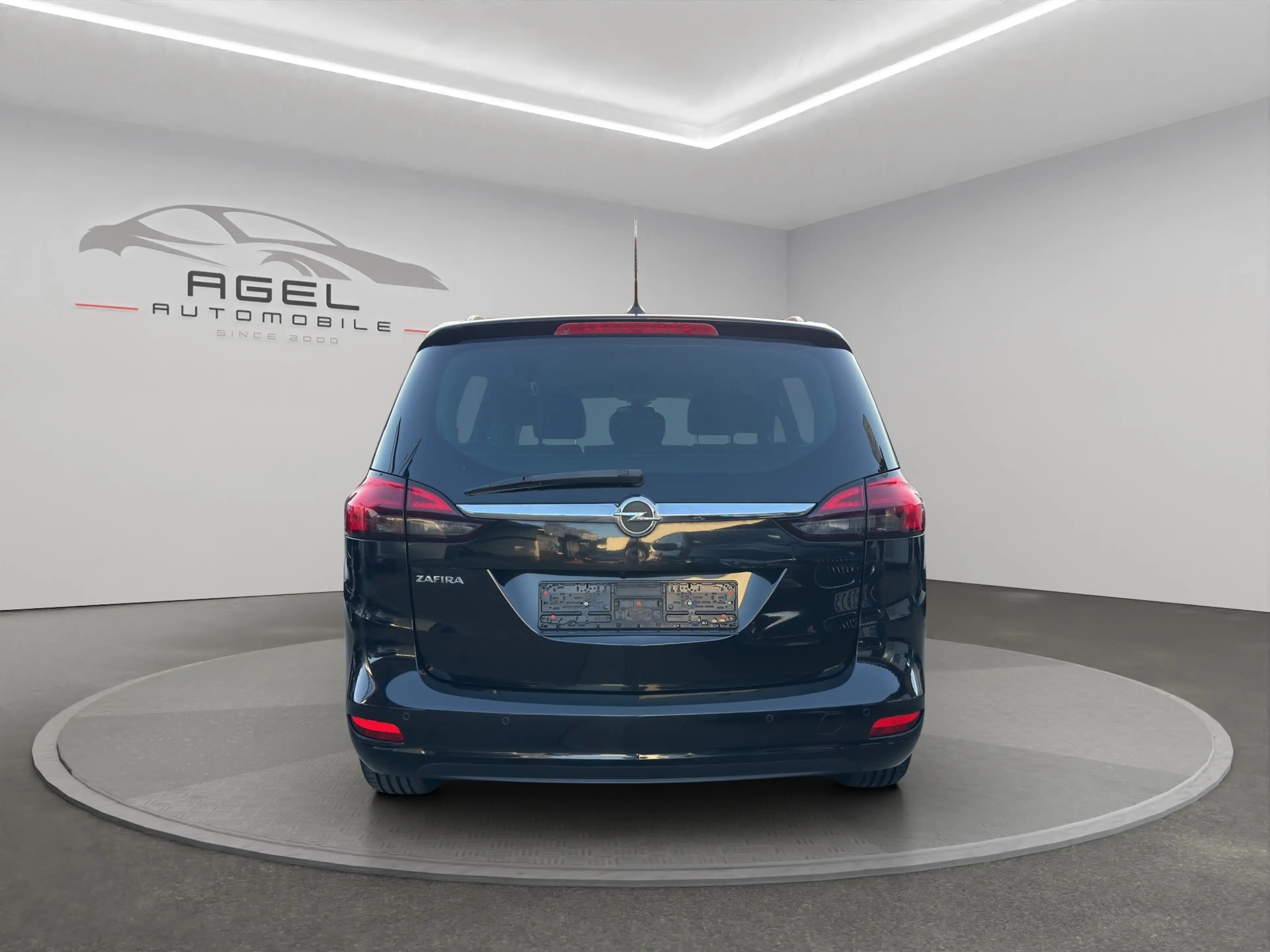 Opel Zafira Business Innovation — photo 6