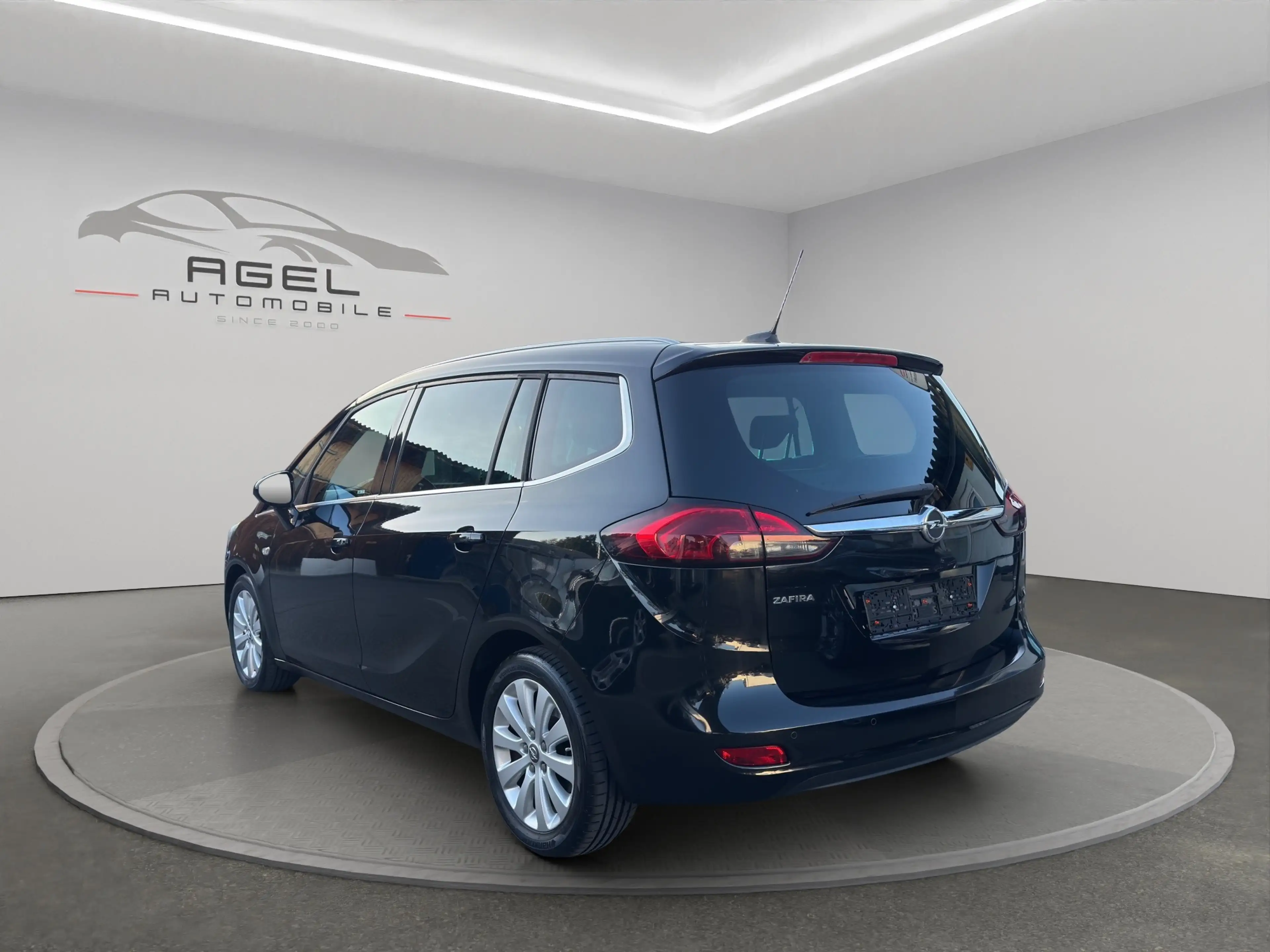 Opel Zafira Business Innovation — photo 7