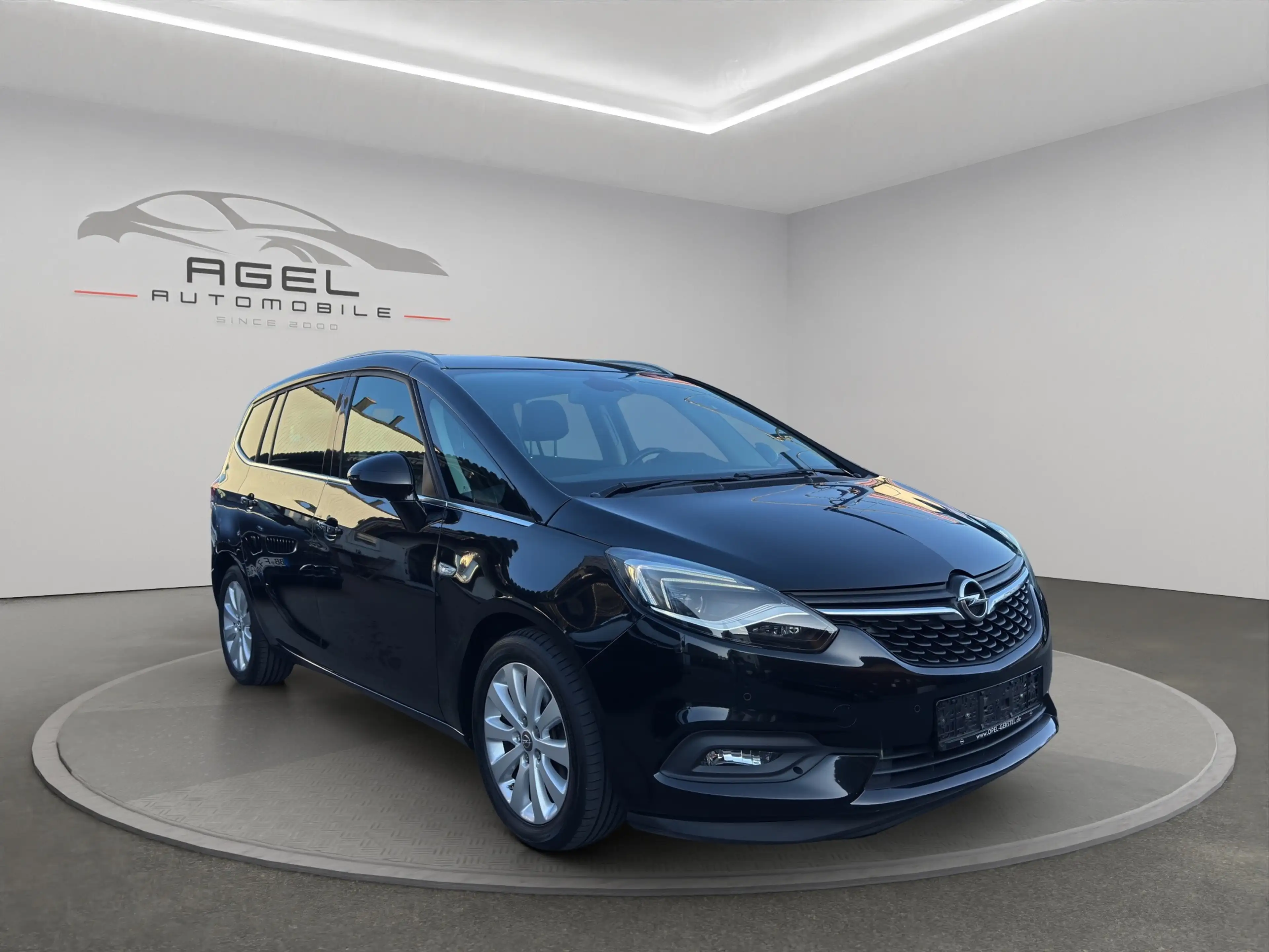 Opel Zafira Business Innovation — photo 3