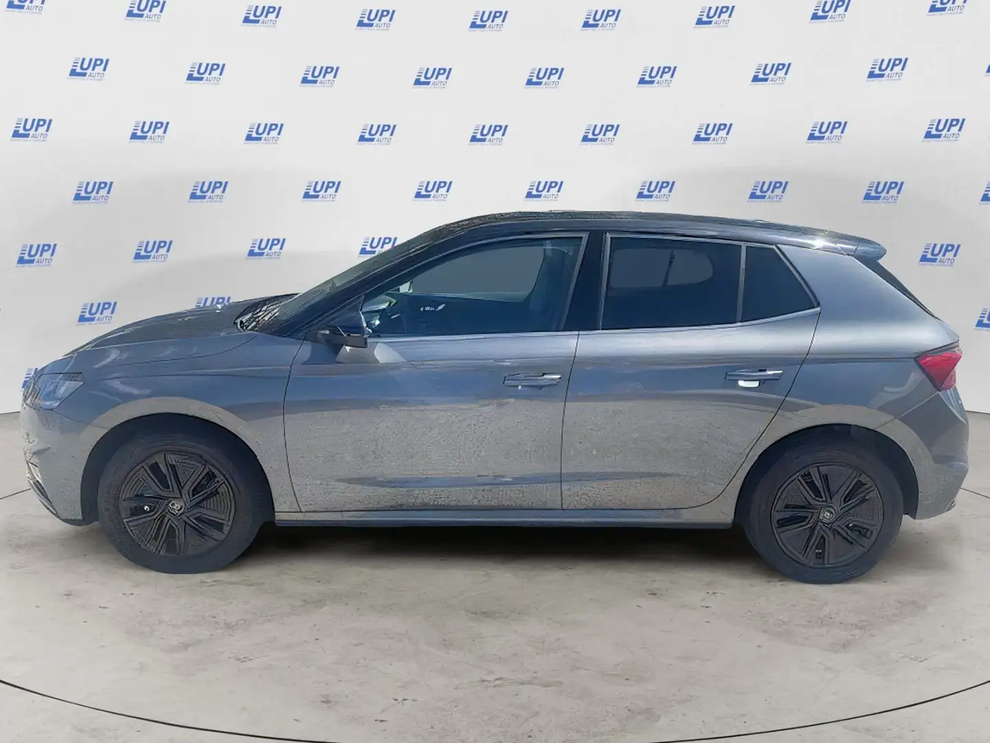 Skoda Fabia 1.0 tsi evo Selection 95cv Gris - 2