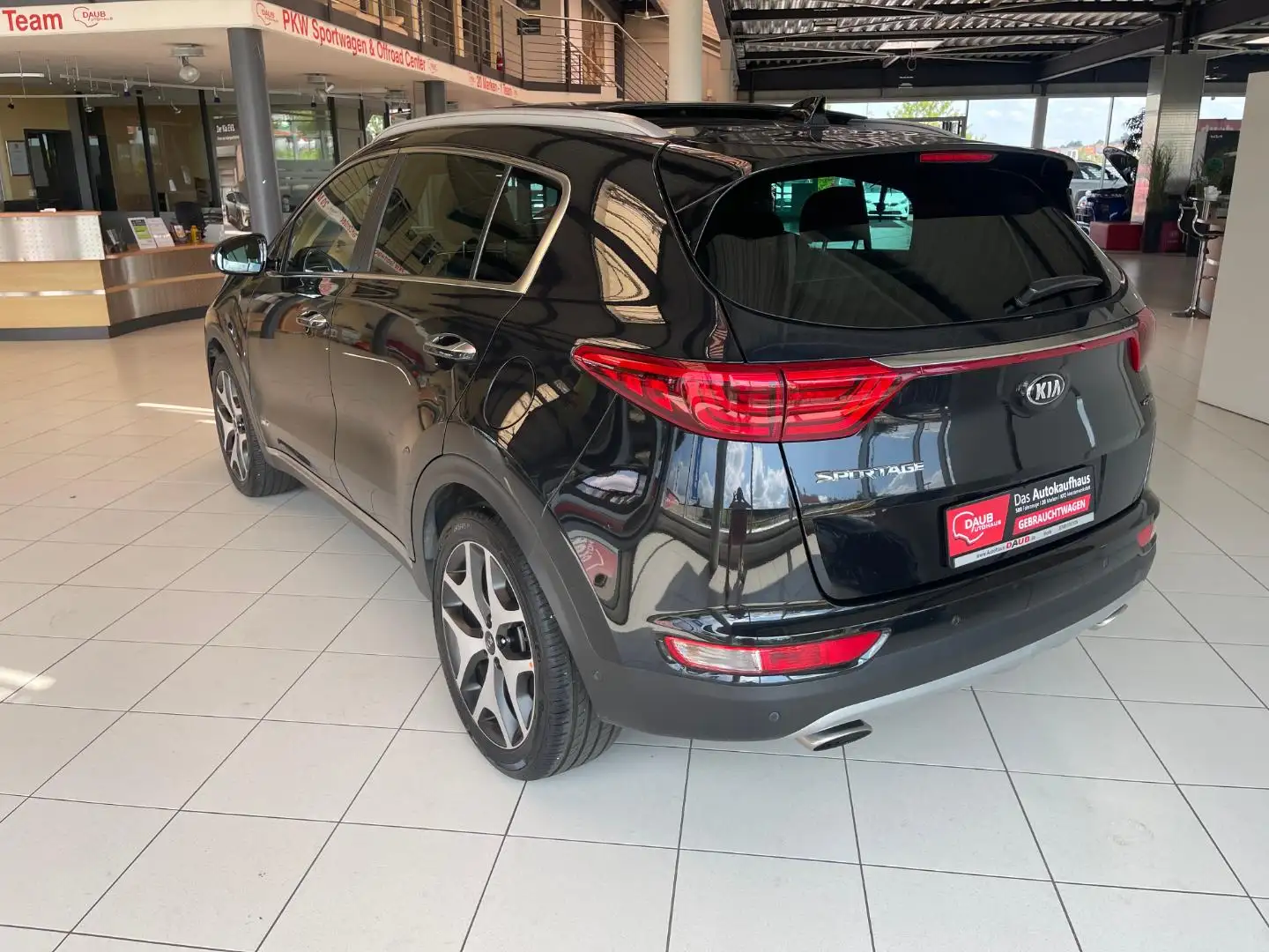 Kia Sportage 1.6T DCT GTL GD TECH LEDER+AHK Noir - 2