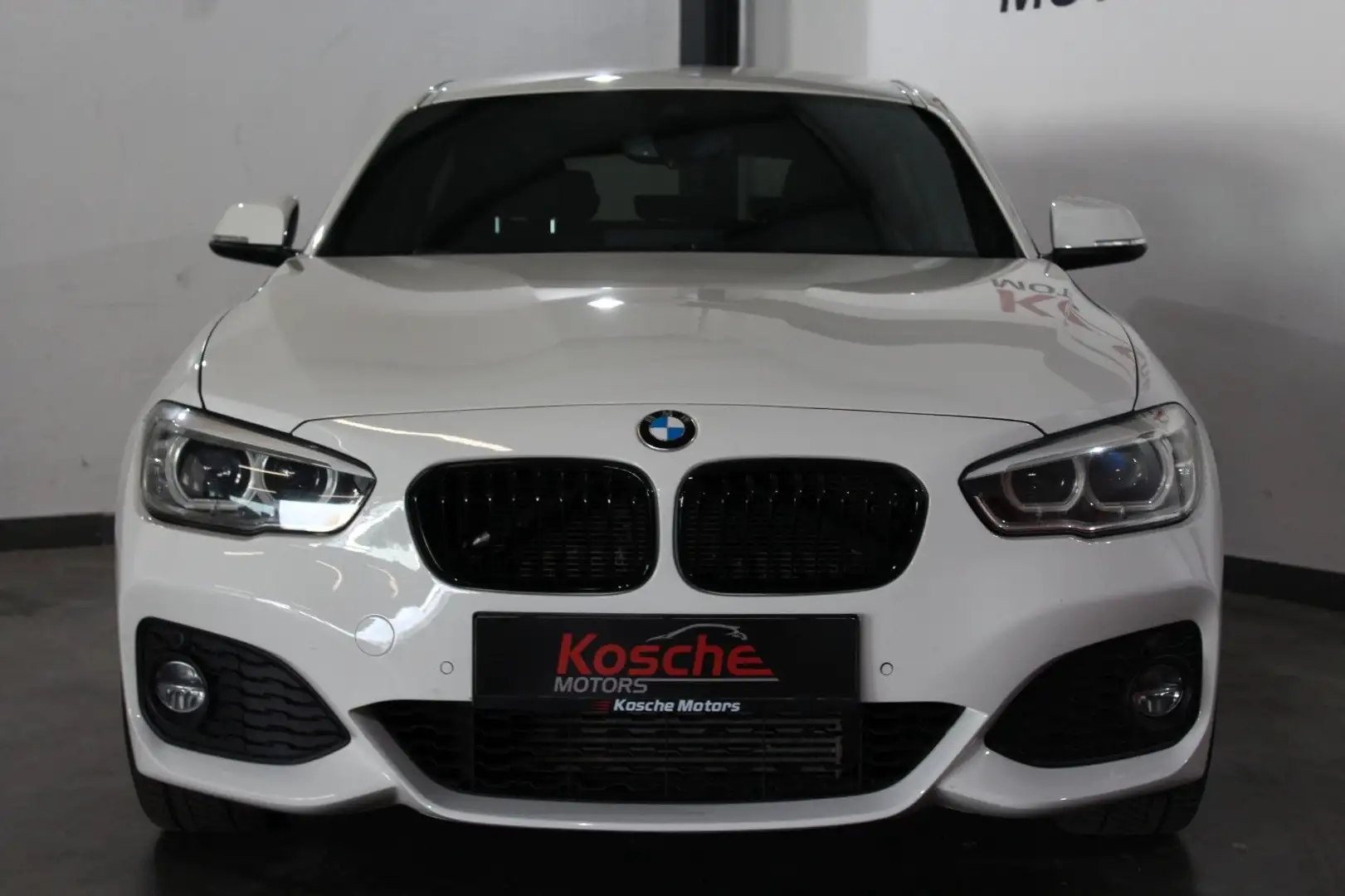BMW 120 d M Sport Paket Shadowline LED Keyless H&K Weiß - 2