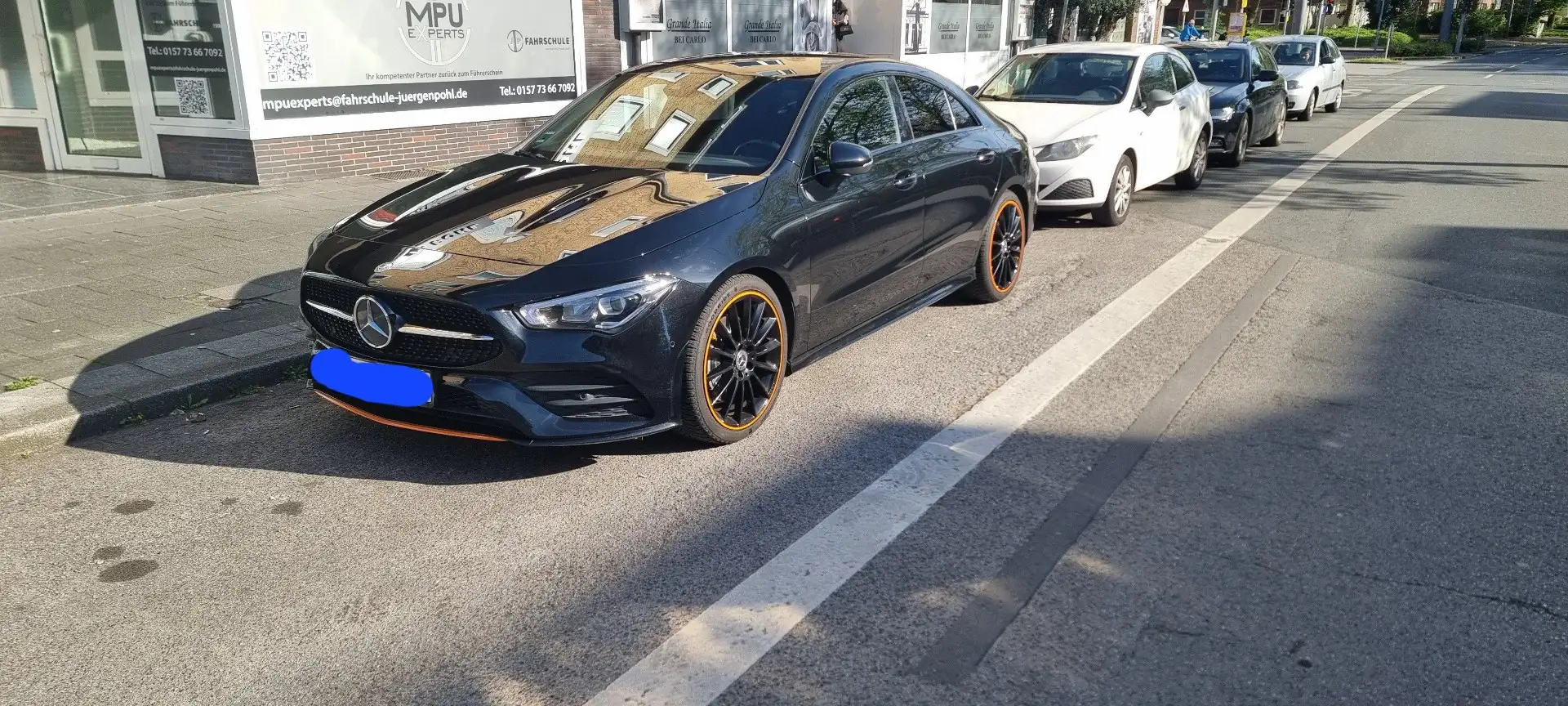 Mercedes-Benz CLA 200 7G-DCT Edition 1 Amg Line Top Zustand! Schwarz - 1