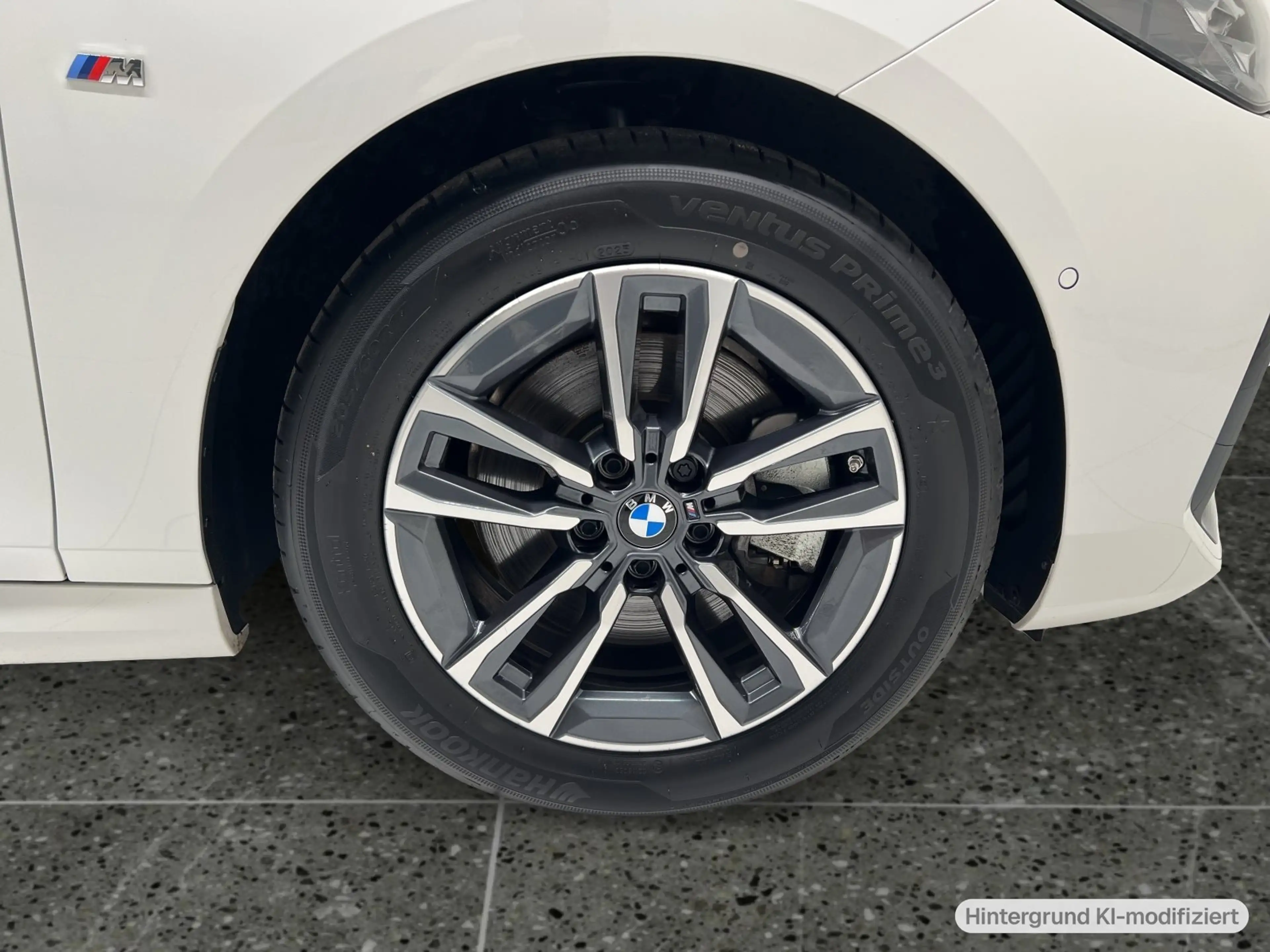 BMW 223 d xDrive Active Tourer — photo 10