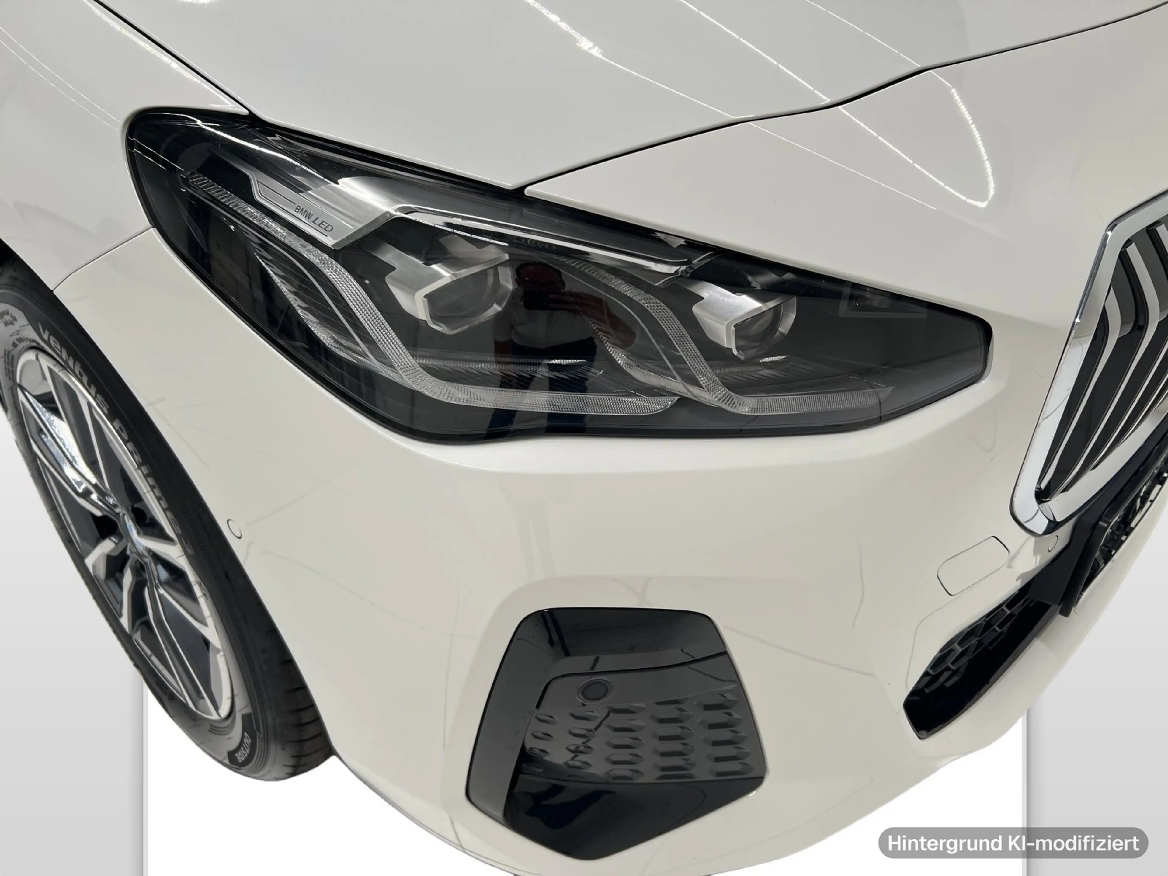BMW 223 d xDrive Active Tourer — photo 9