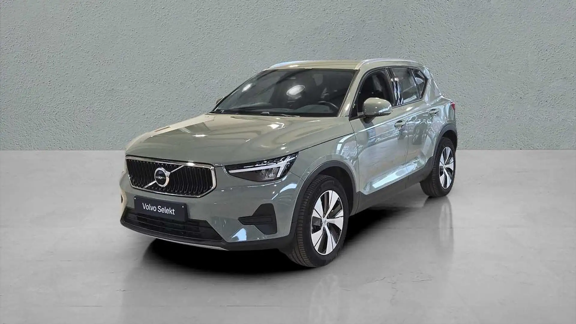 Volvo XC40 Core, B3 Mild hybrid, Benzine Vert - 1