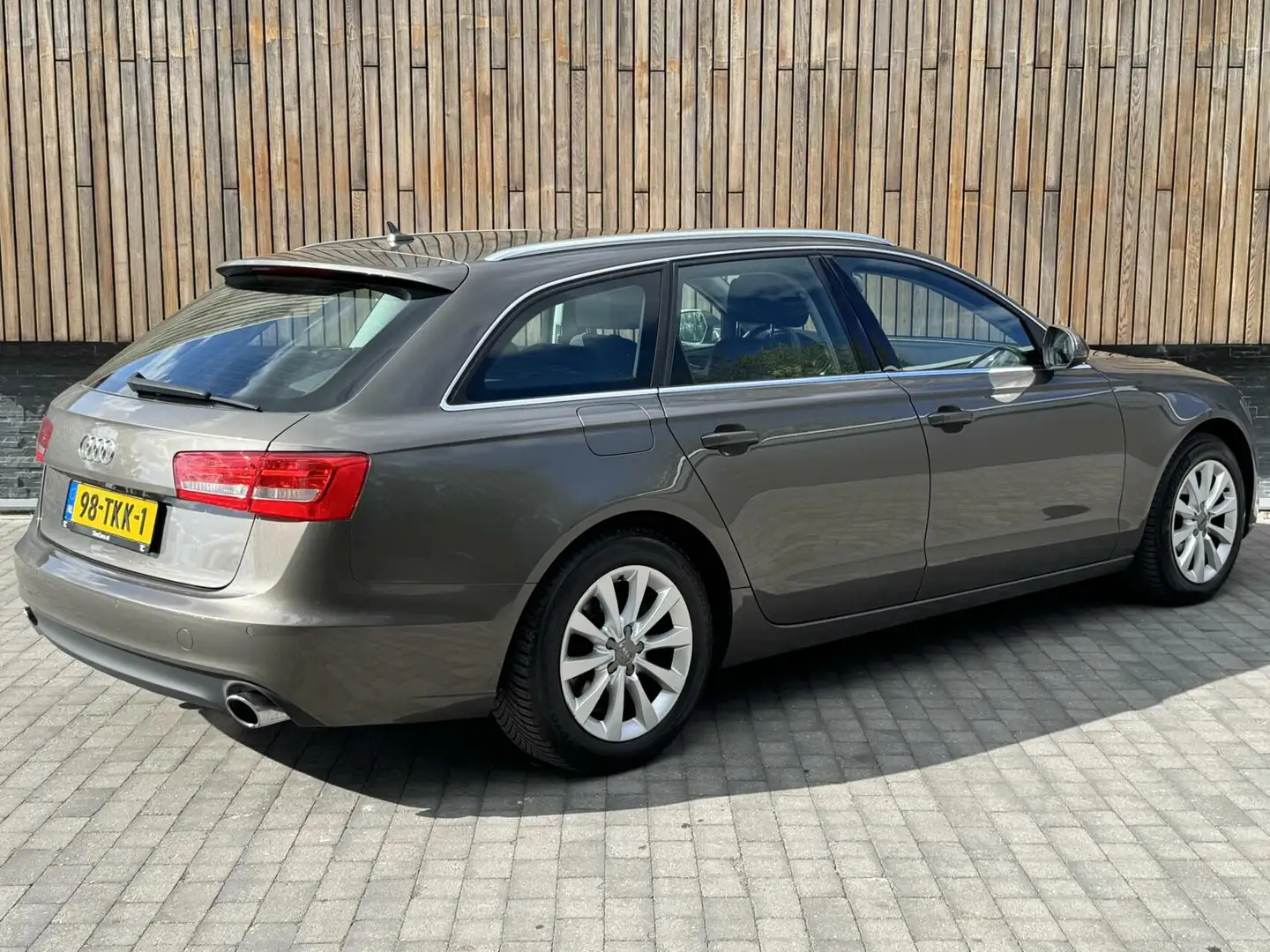 Audi A6 Avant 2.0 TFSI Pro Line Automaat | Climate control Grijs - 2