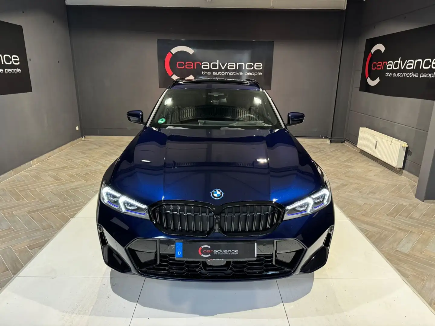 BMW 330 3 Touring 330 e M Sport Pro*AHK*Inno*19"Leder Bleu - 1