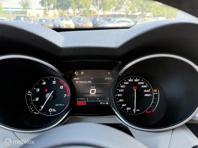 Alfa Romeo Stelvio view 15