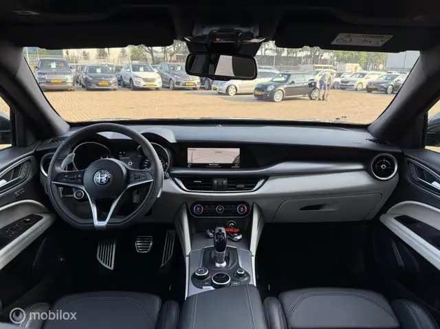 Alfa Romeo Stelvio view 2