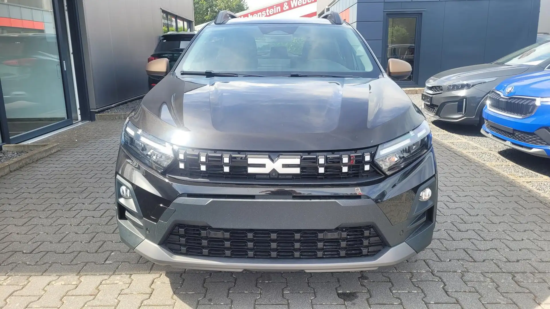 Dacia Sandero Stepway Expression Step 2026 ECO-G 120AT Extrem... Schwarz - 2