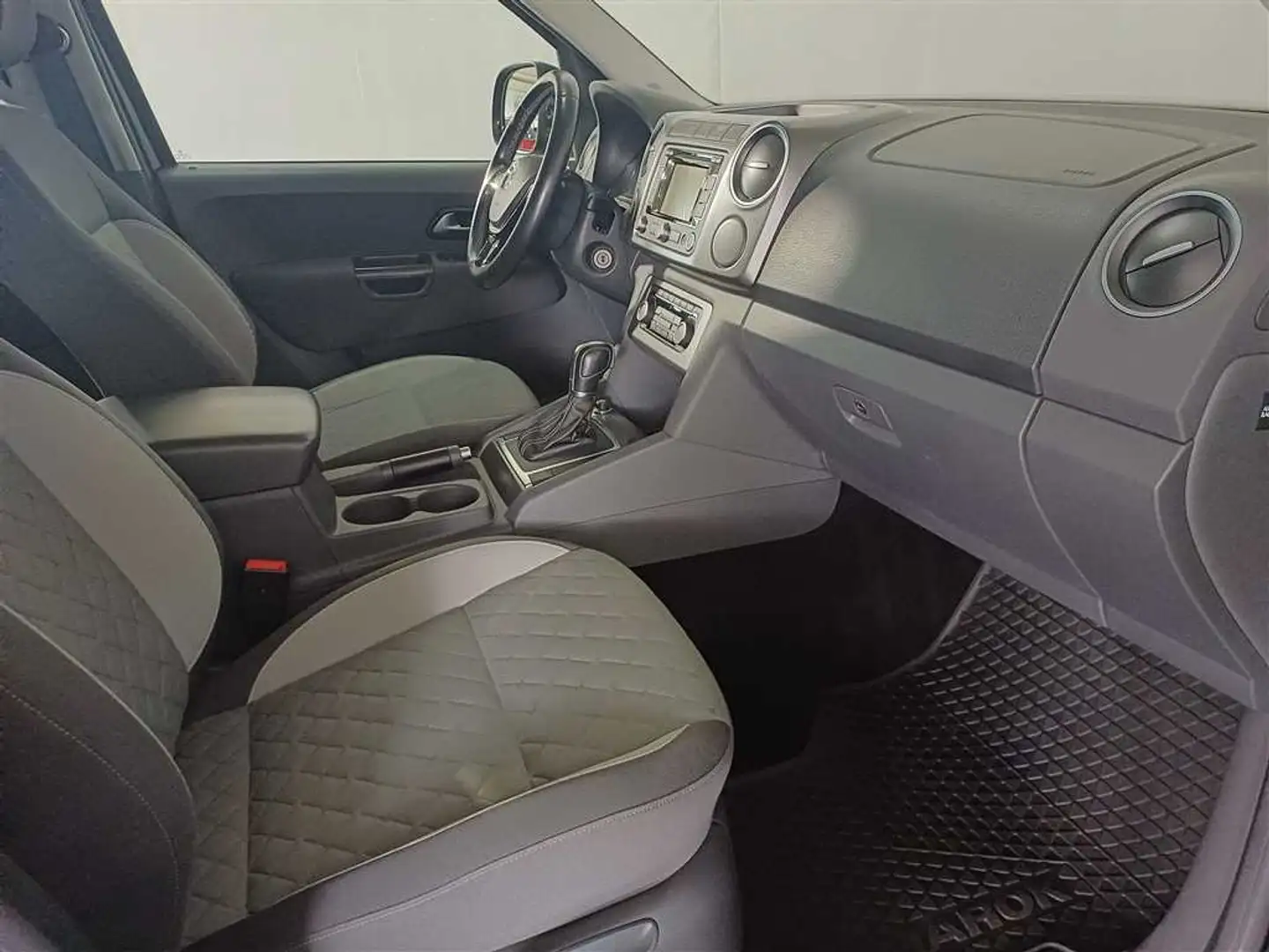 Volkswagen Amarok Atacama 4Motion 2.0 TDI Doppelkabine DSG NAVI+SHZ Czarny - 2