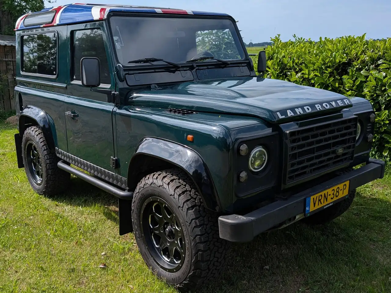 Land Rover Defender MPI 2.0l 4 cilinder benzine, foto 1