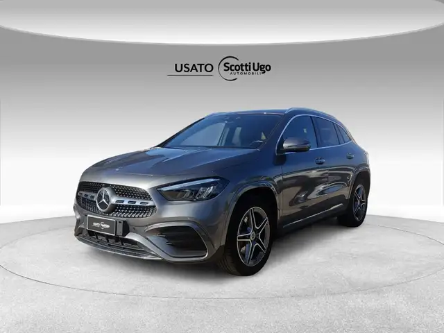 Mercedes-Benz GLA 250 250 e phev AMG Line Premium auto