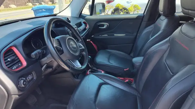Jeep Renegade 2015 — photo 4