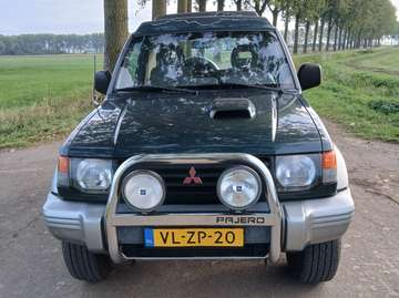 Pajero 2.8 GLS High Roof