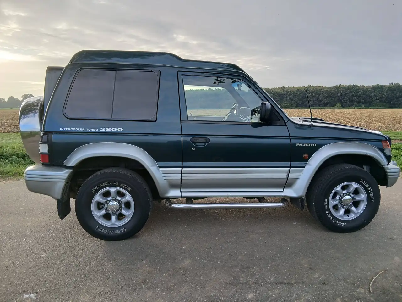 Mitsubishi Pajero 2.8 GLS High Roof, foto 2