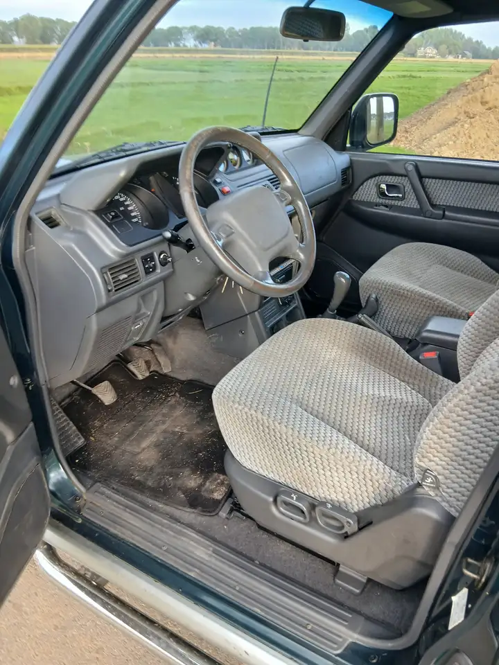 Mitsubishi Pajero 2.8 GLS High Roof, foto 5
