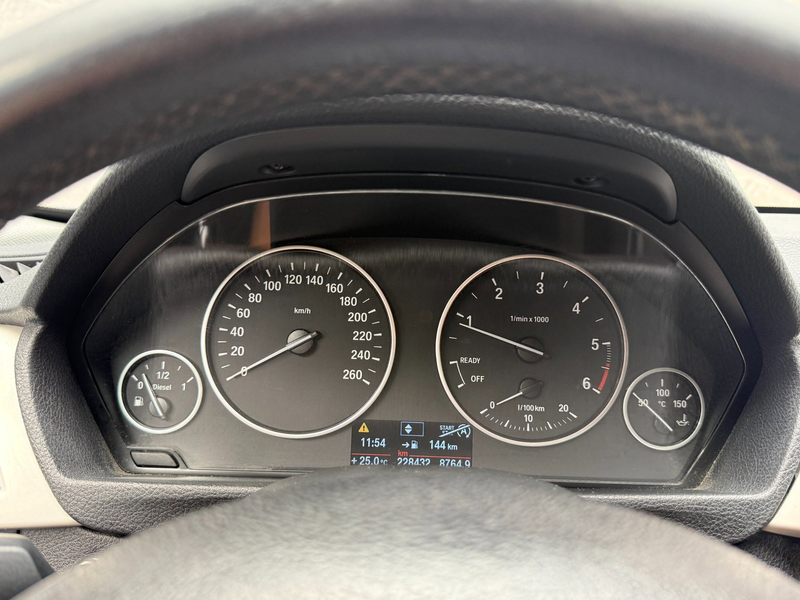 BMW 318 3-serie 318d Executive / Rijdt Goed — photo 14
