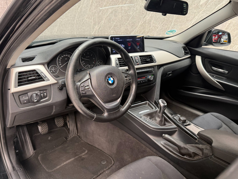 BMW 318 3-serie 318d Executive / Rijdt Goed — photo 15