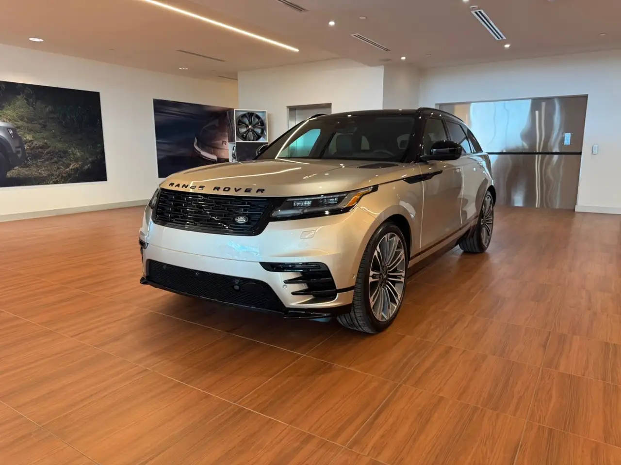 2026 Land Rover Range Rover Velar