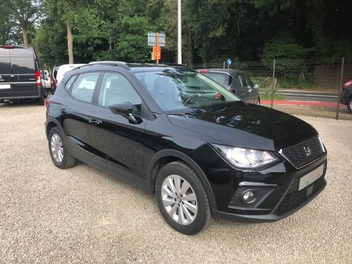 SEAT Arona 1.0 TSI Style (EU6AP) Zwart - 1