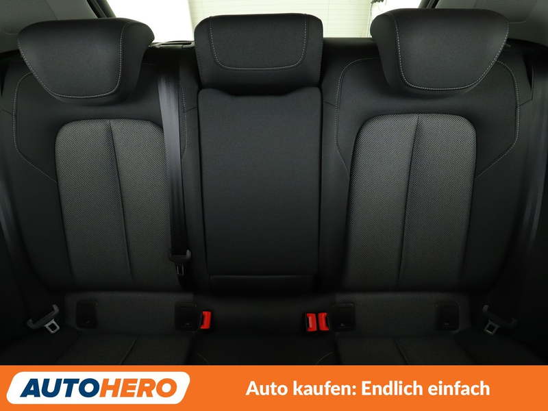 Audi Q2 40 TFSI quattro Aut.*LED*TEMP*CAM*PDC*SHZ*ALU* — photo 15