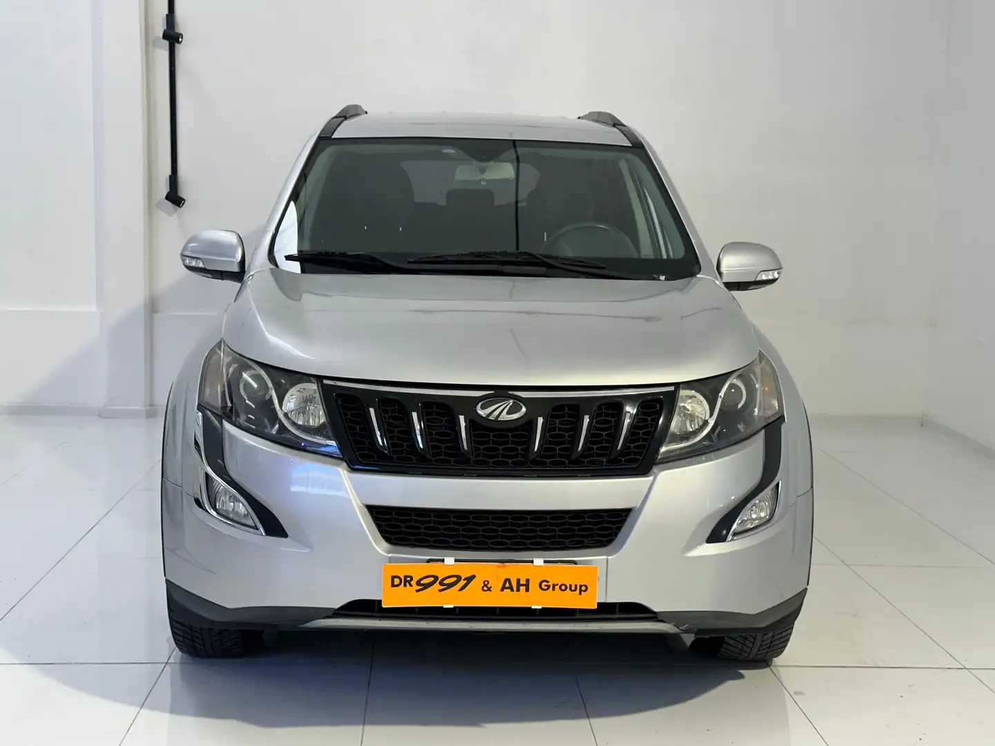 Mahindra XUV500 XUV 500 2.2 16v W8 fwd 7pti M1 E6 Ezüst - 2