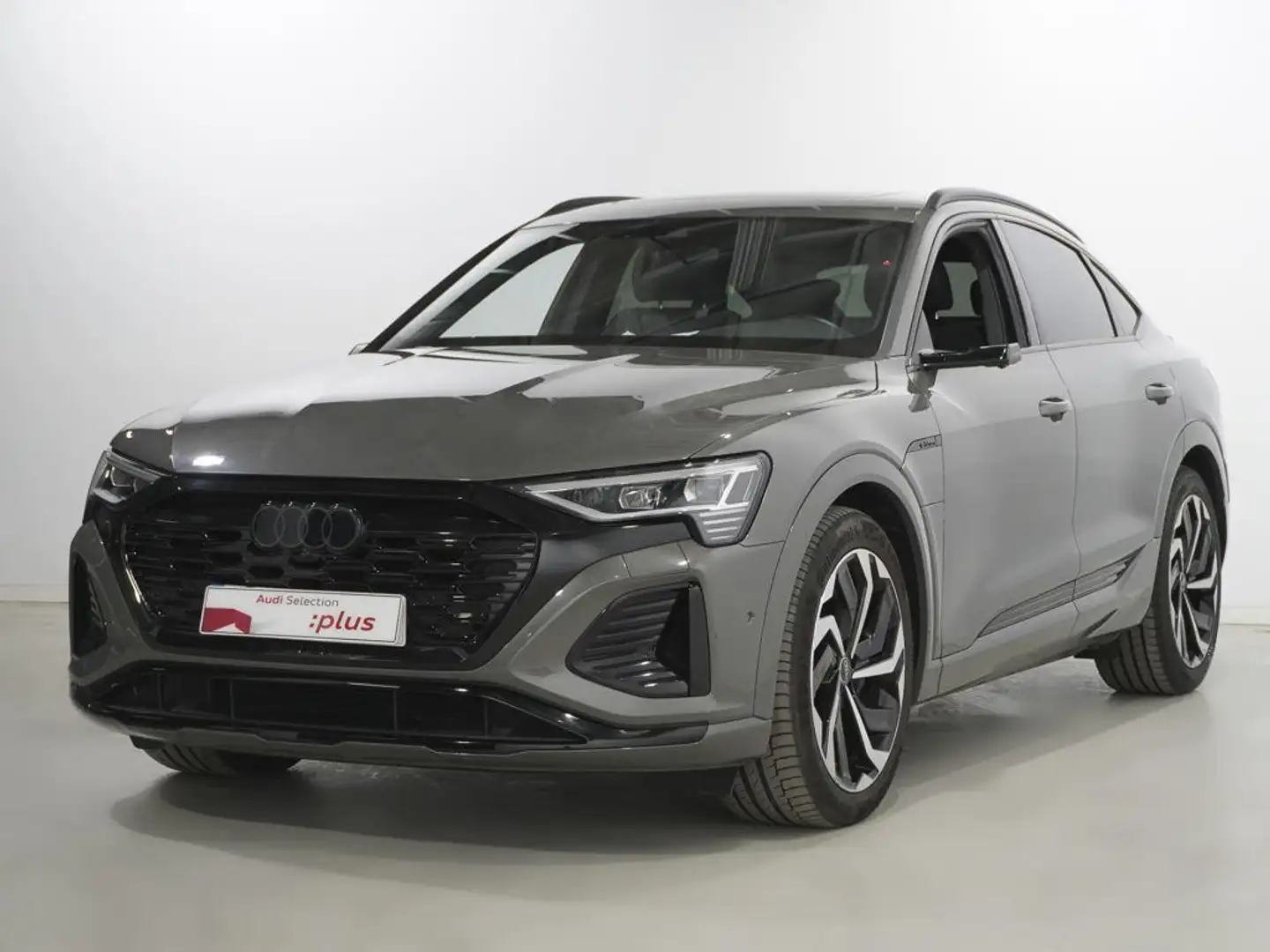 Audi Q8 e-tron Sportback 55 quattro S line Gris - 1