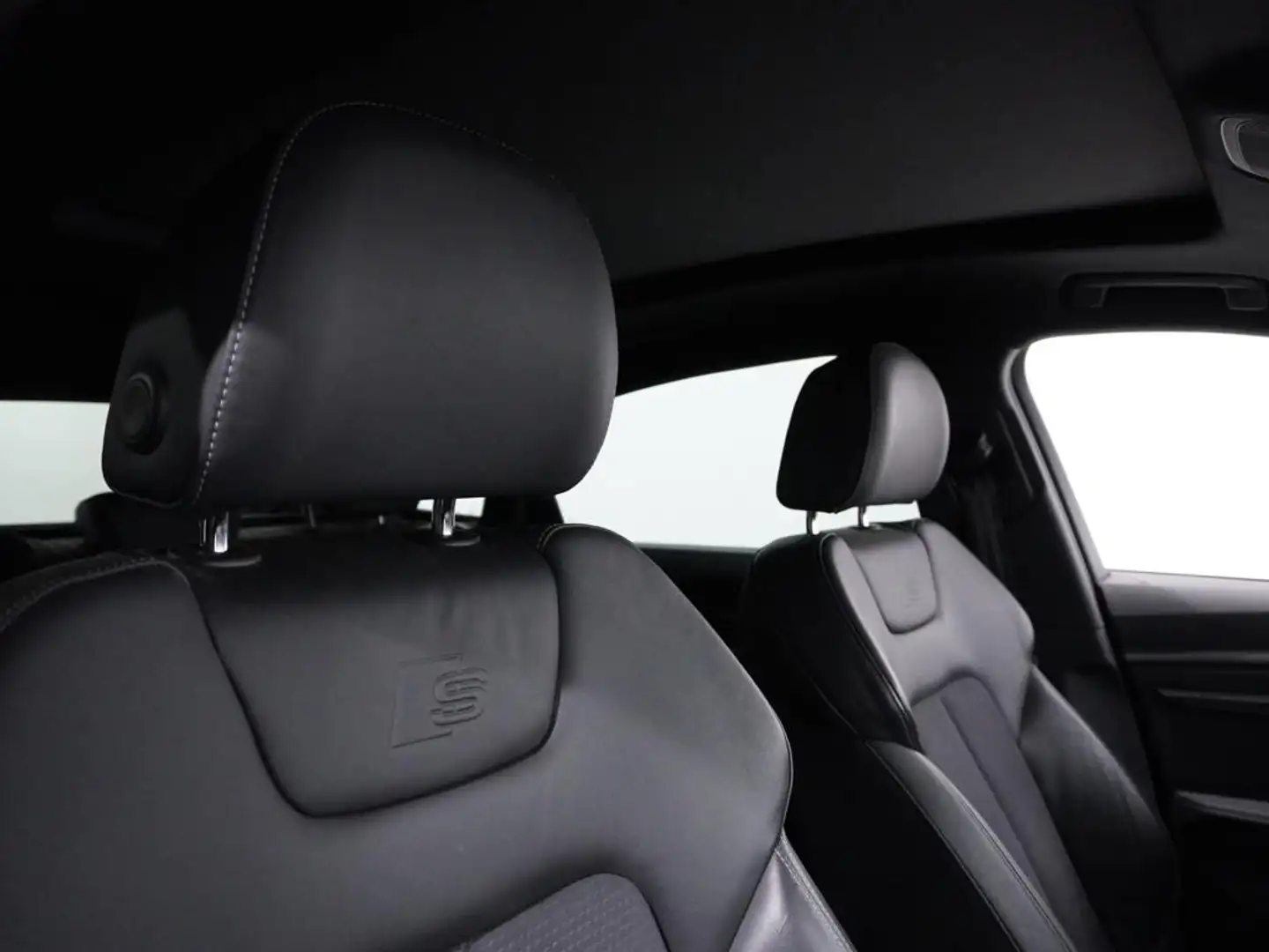 Audi Q8 e-tron Sportback 55 quattro S line Gris - 2