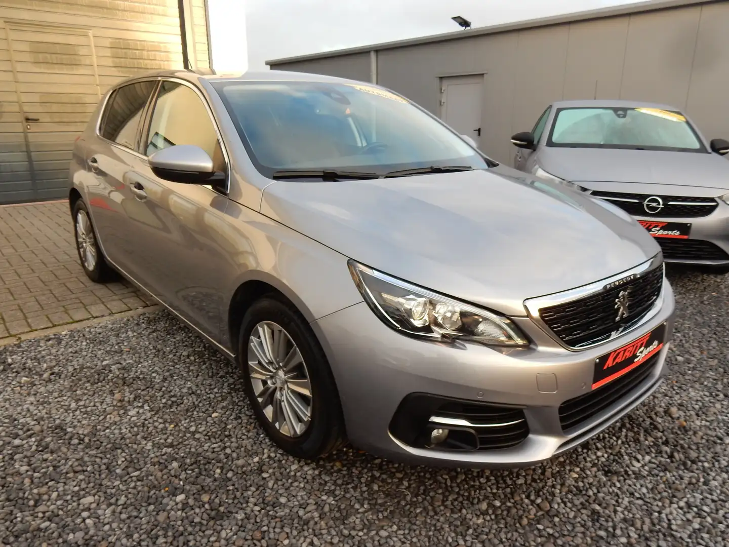 Peugeot 308 1.5 D 130pk Euro 6D cruise/gps/trekhaak / Gris - 2
