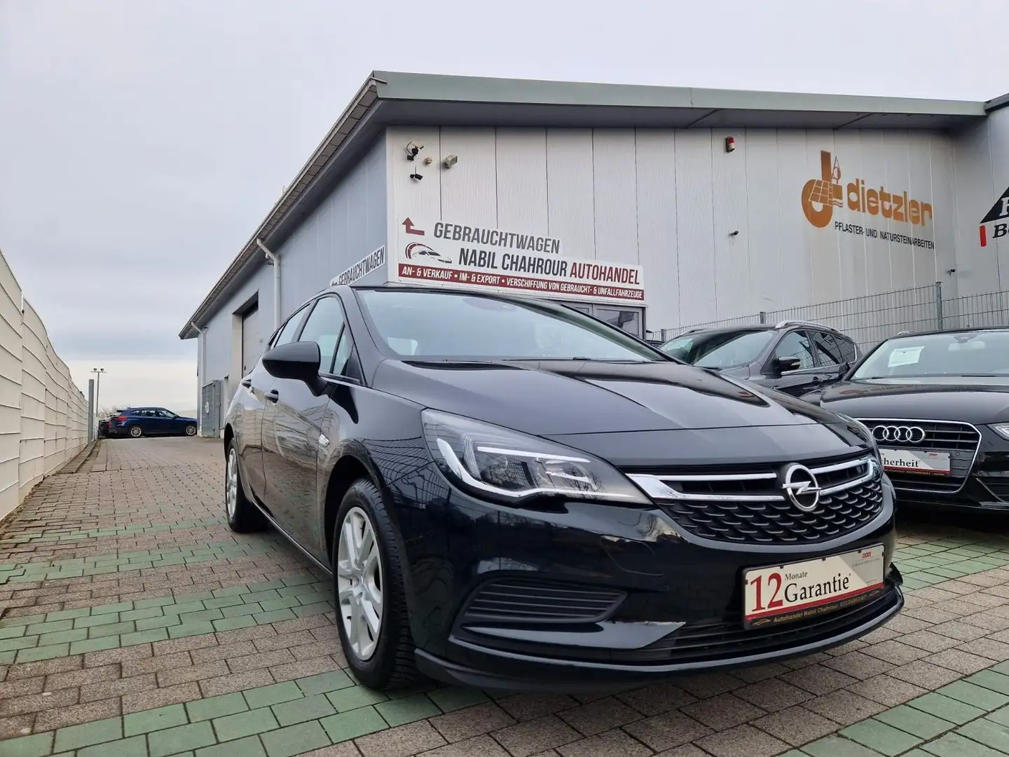 Opel Astra K Lim. 5-trg. Edition Start/Stop Zwart - 1