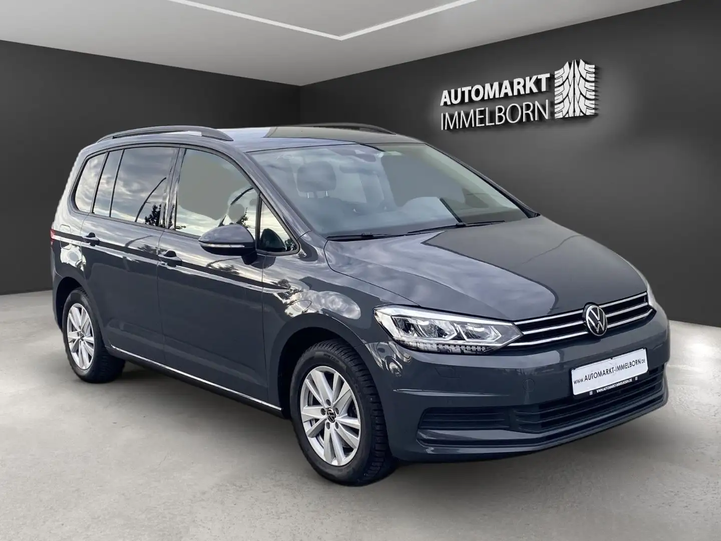 Volkswagen Touran Comfortline 7Sitz*AHK*Kamera*ACC*4xSHZ*17 Grau - 1