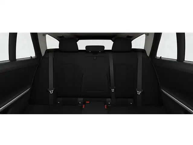 BMW 3 Series view 5