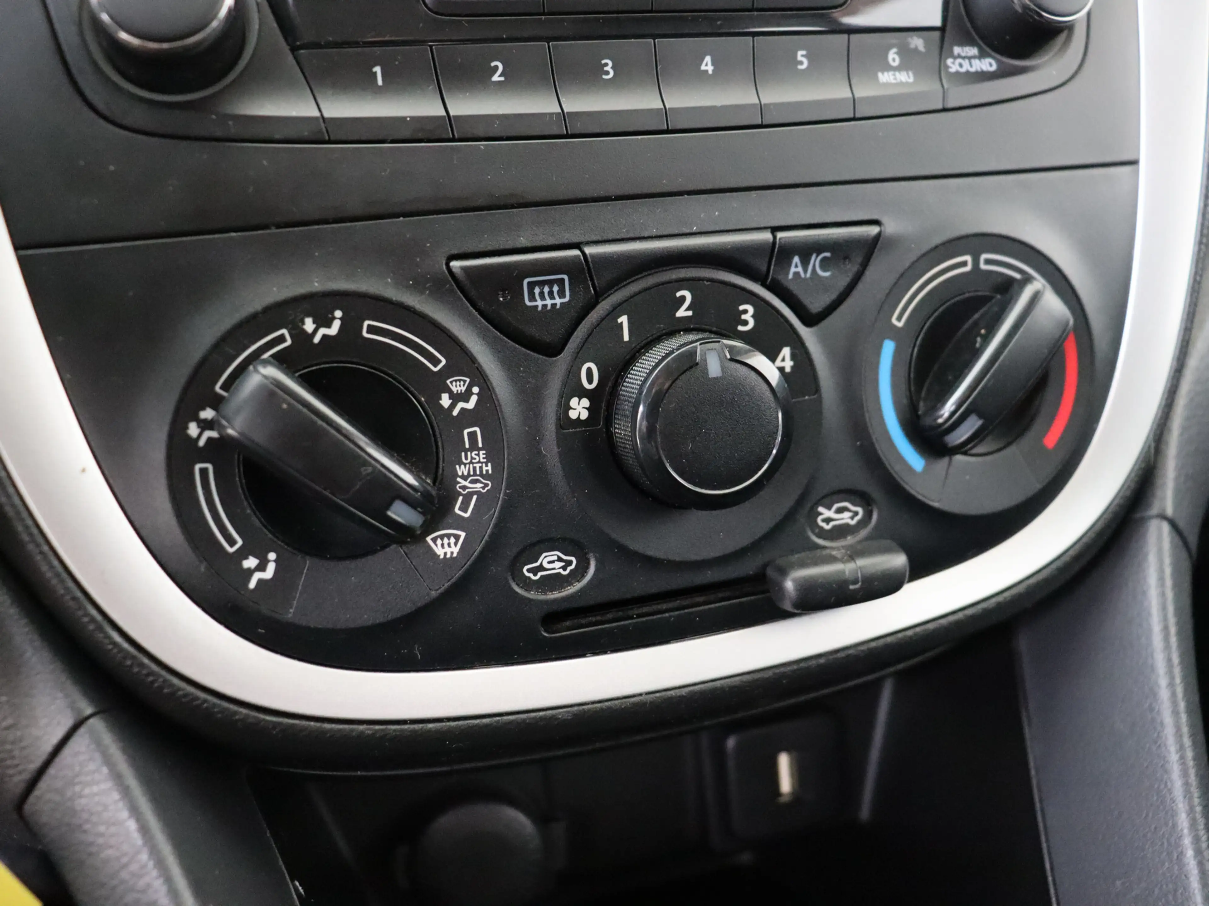 Suzuki Celerio 1.0 Comfort | Dealer onderhouden | Airco | Bluetoo — photo 8