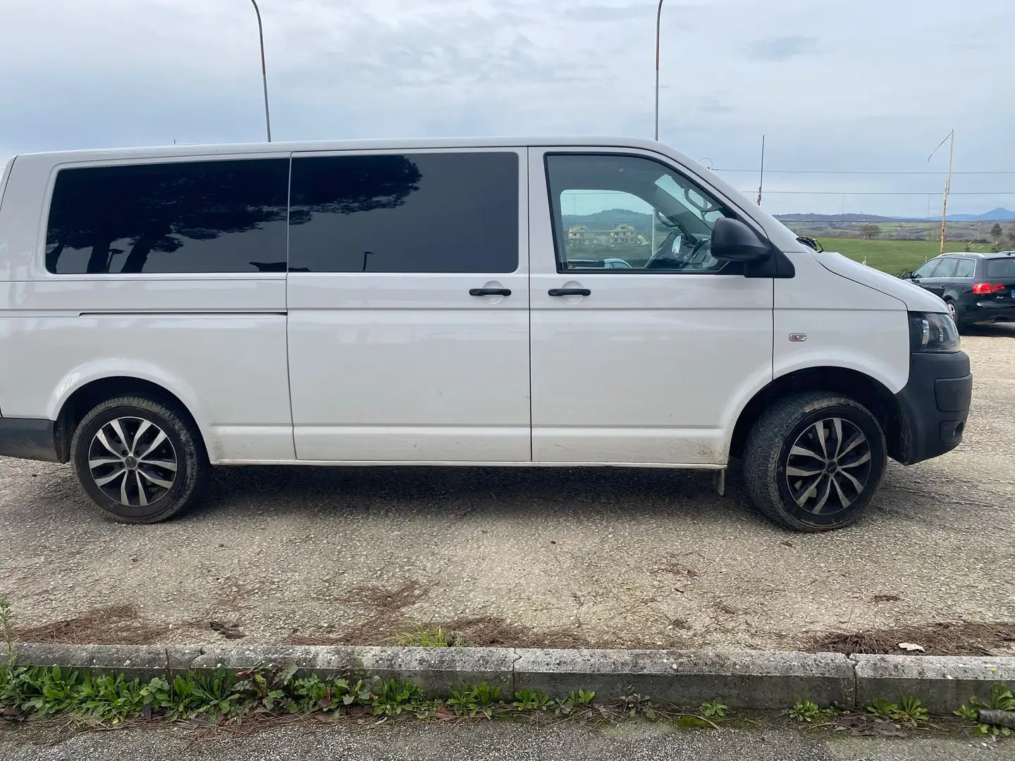 Volkswagen T5 Transporter 2.0 btdi 4x4 trasporto cani Bianco - 1