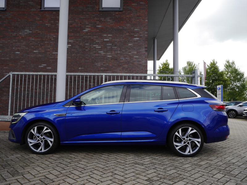 Renault Megane E-Tech Estate 1.6 Plug-In Hybrid 160 R.S. Line | Panoramd — photo 6