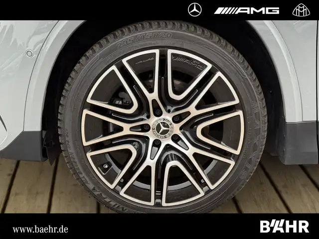 Mercedes-Benz Gla view 6
