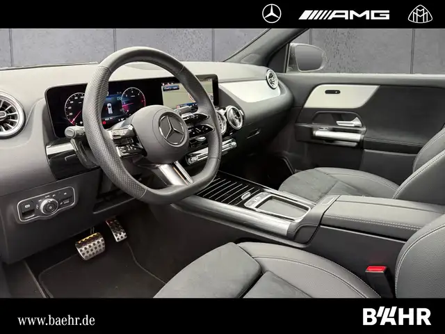 Mercedes-Benz Gla view 11