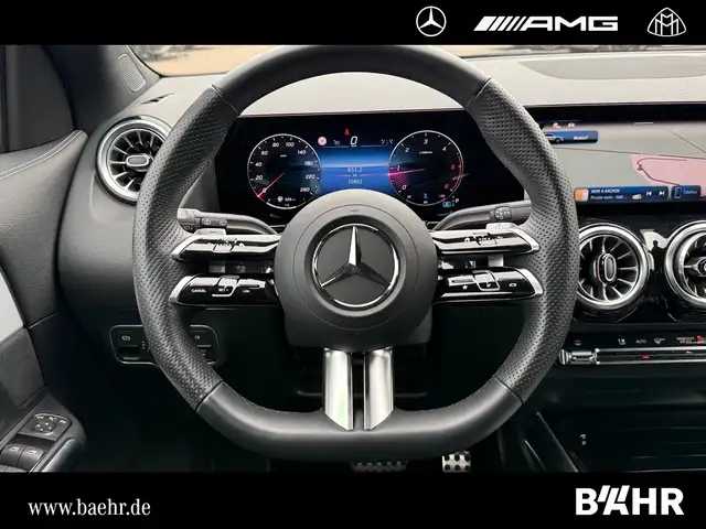 Mercedes-Benz Gla view 13