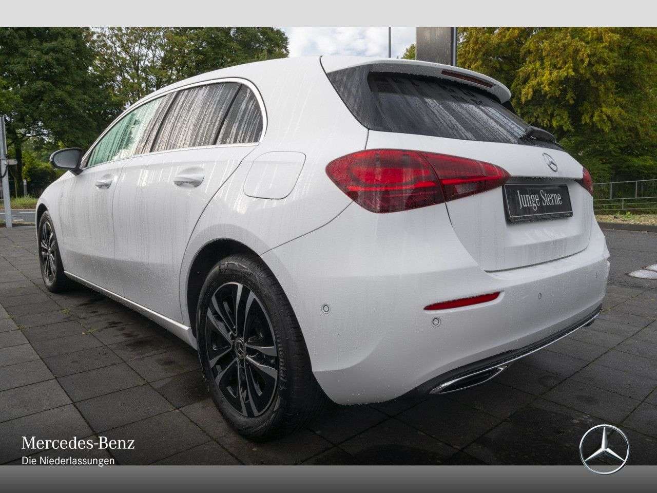 Mercedes-Benz A 180