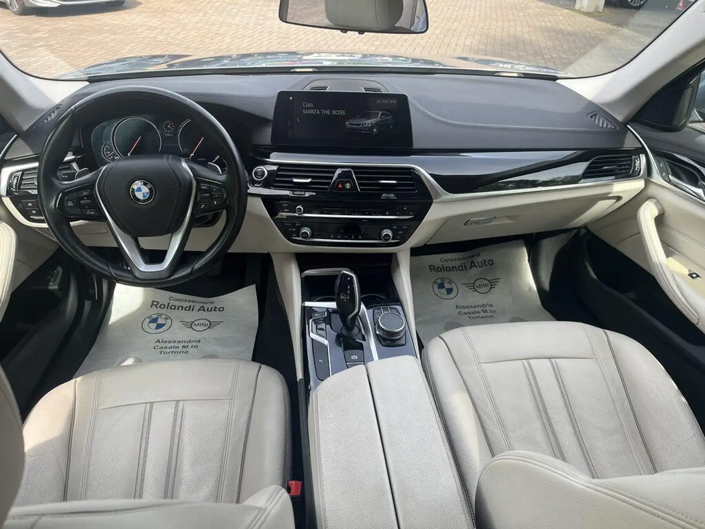 BMW 520 d Touring Luxury auto Grigio - 2