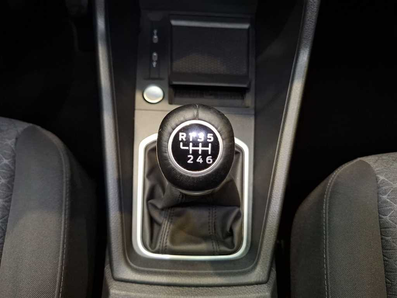 Ford Grand Tourneo Titanium 2.0 EcoBlue — photo 15