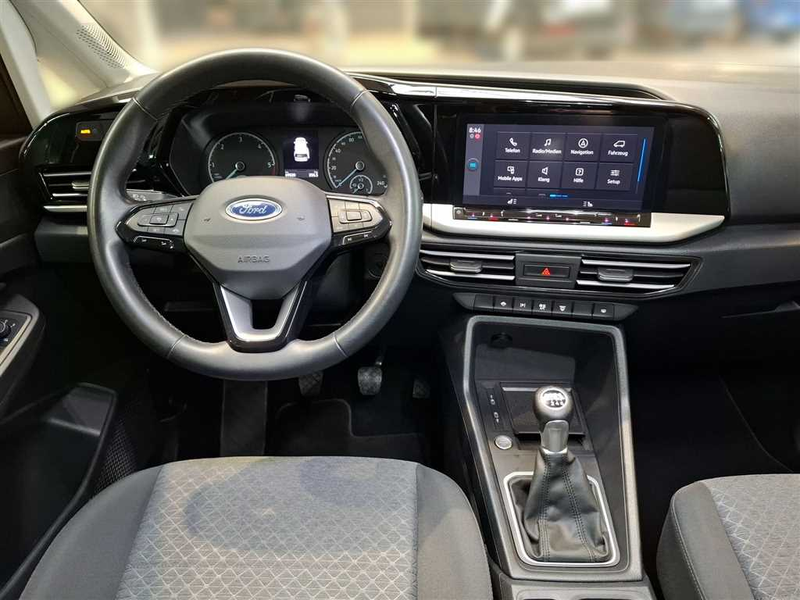 Ford Grand Tourneo Titanium 2.0 EcoBlue — photo 9