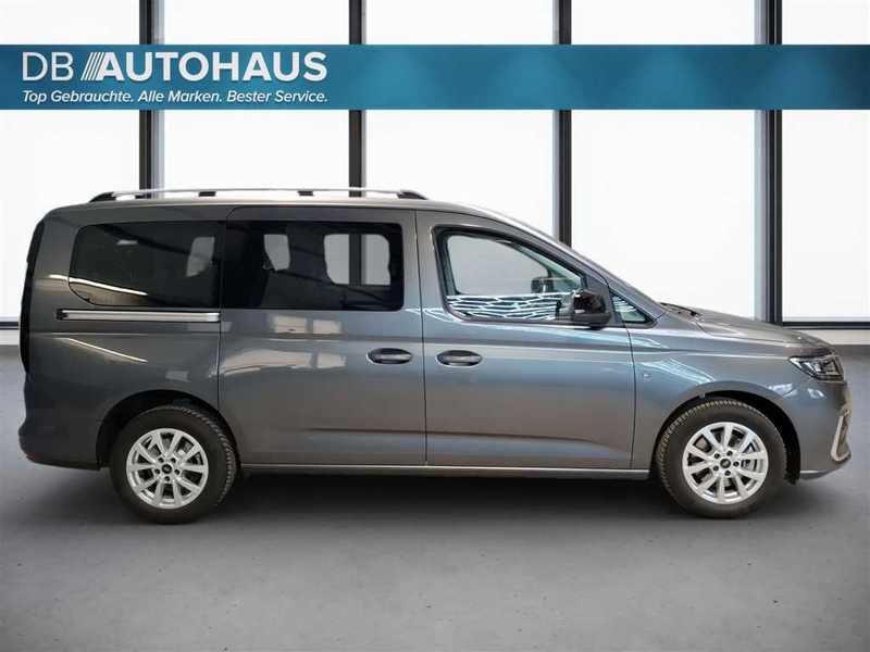 Ford Grand Tourneo Titanium 2.0 EcoBlue — photo 3