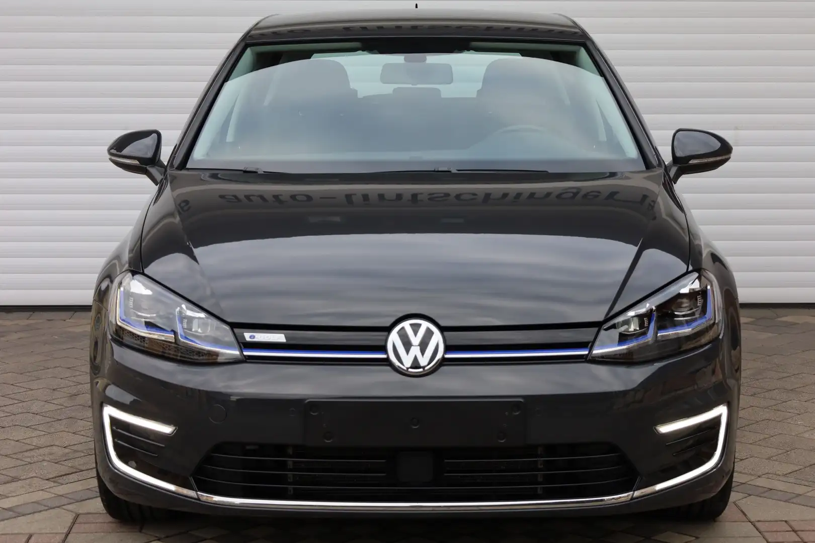 Volkswagen e-Golf COMFORTLINE 100KW*CCS-16"-ALU-NAVI-LED-APP_CONNECT Grau - 2