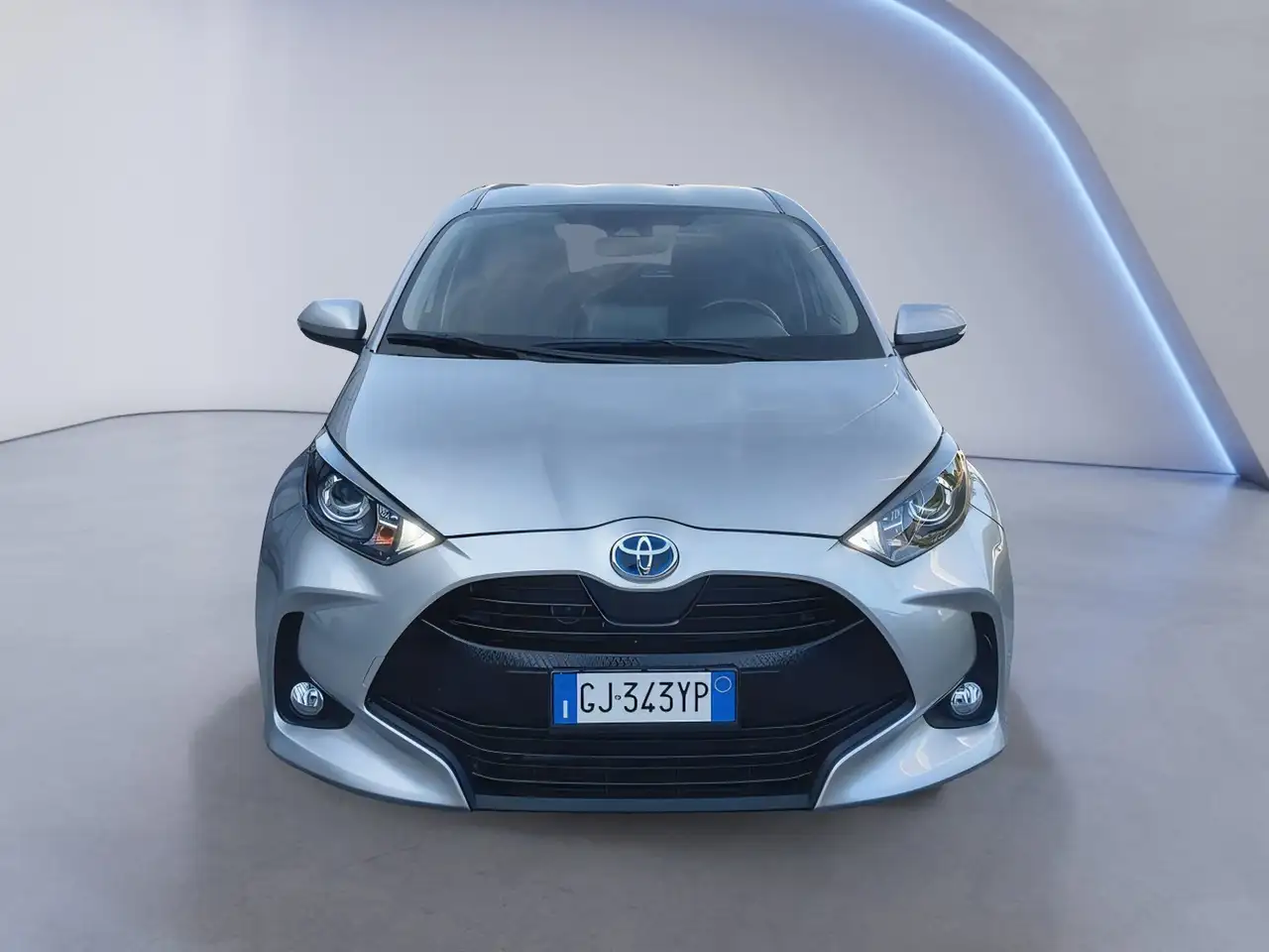 Toyota Yaris 1.5 Hybrid 116 CV Business NEOPATENTATO, миниатюра 2